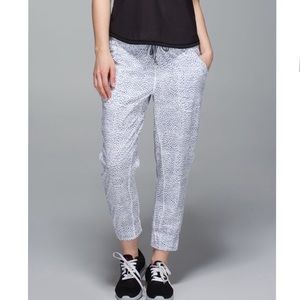 Lululemon Dottie Dash tearaway pants white and navy blue